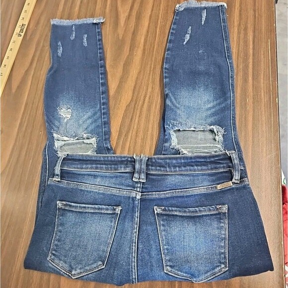 KanCan Estilo Jeans Womens Size 29 #123741 Distressed Crop Dark Wash G1 - Picture 5 of 10